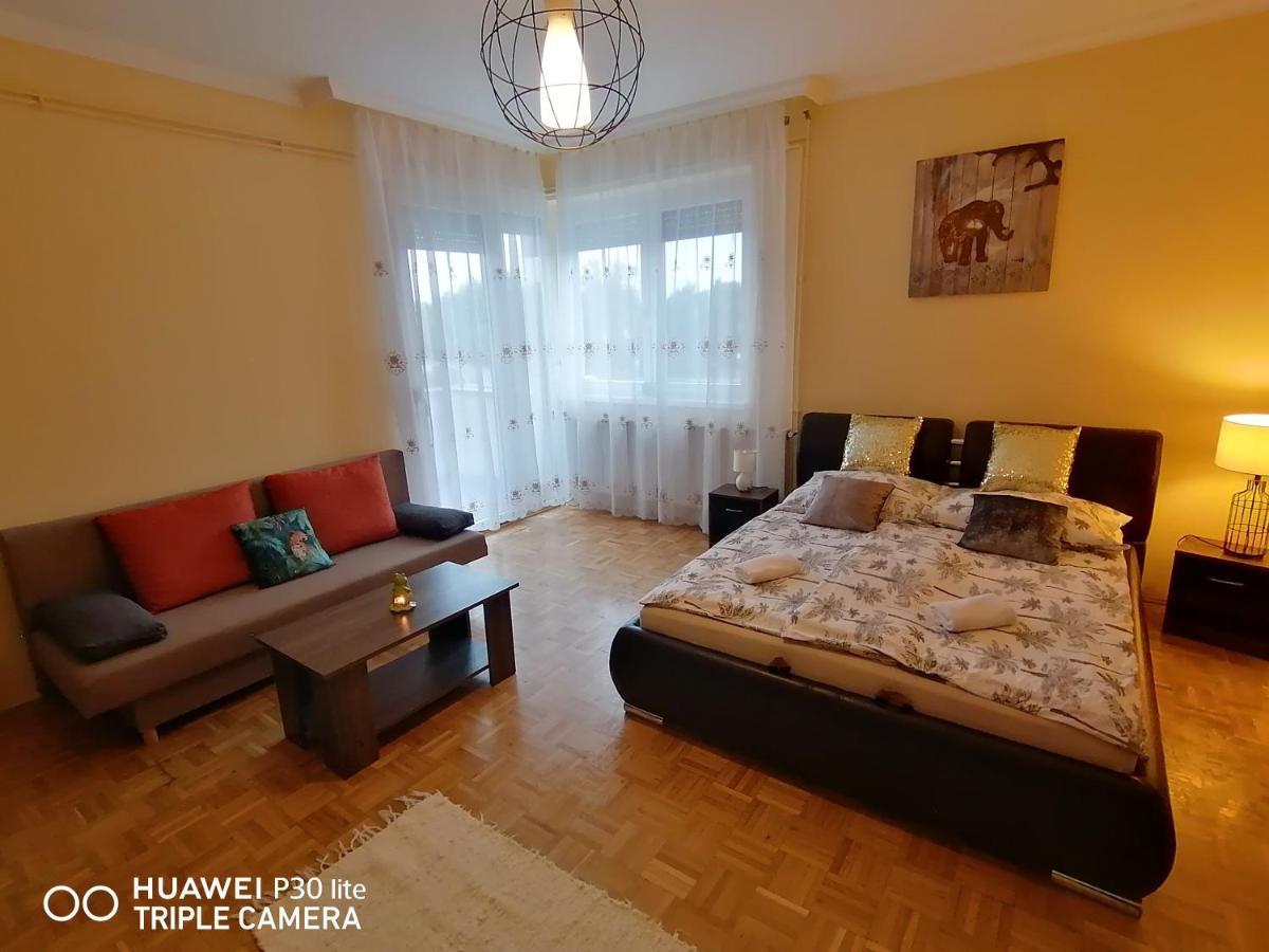 Zoeld Beka Hoforras Apartman Hajduszoboszlo Bagian luar foto